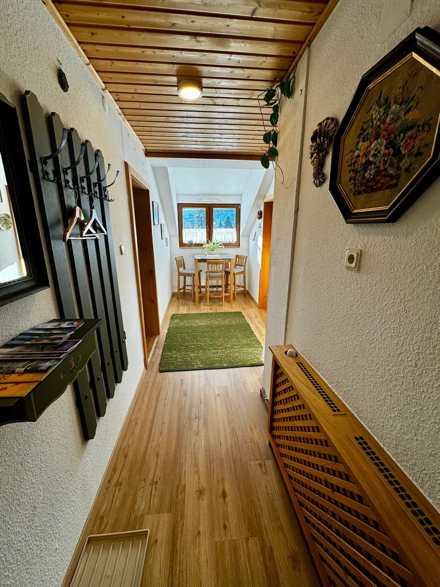Heli's Holiday Suites | Ferienwohnung Balkon-Trisselwand - 6