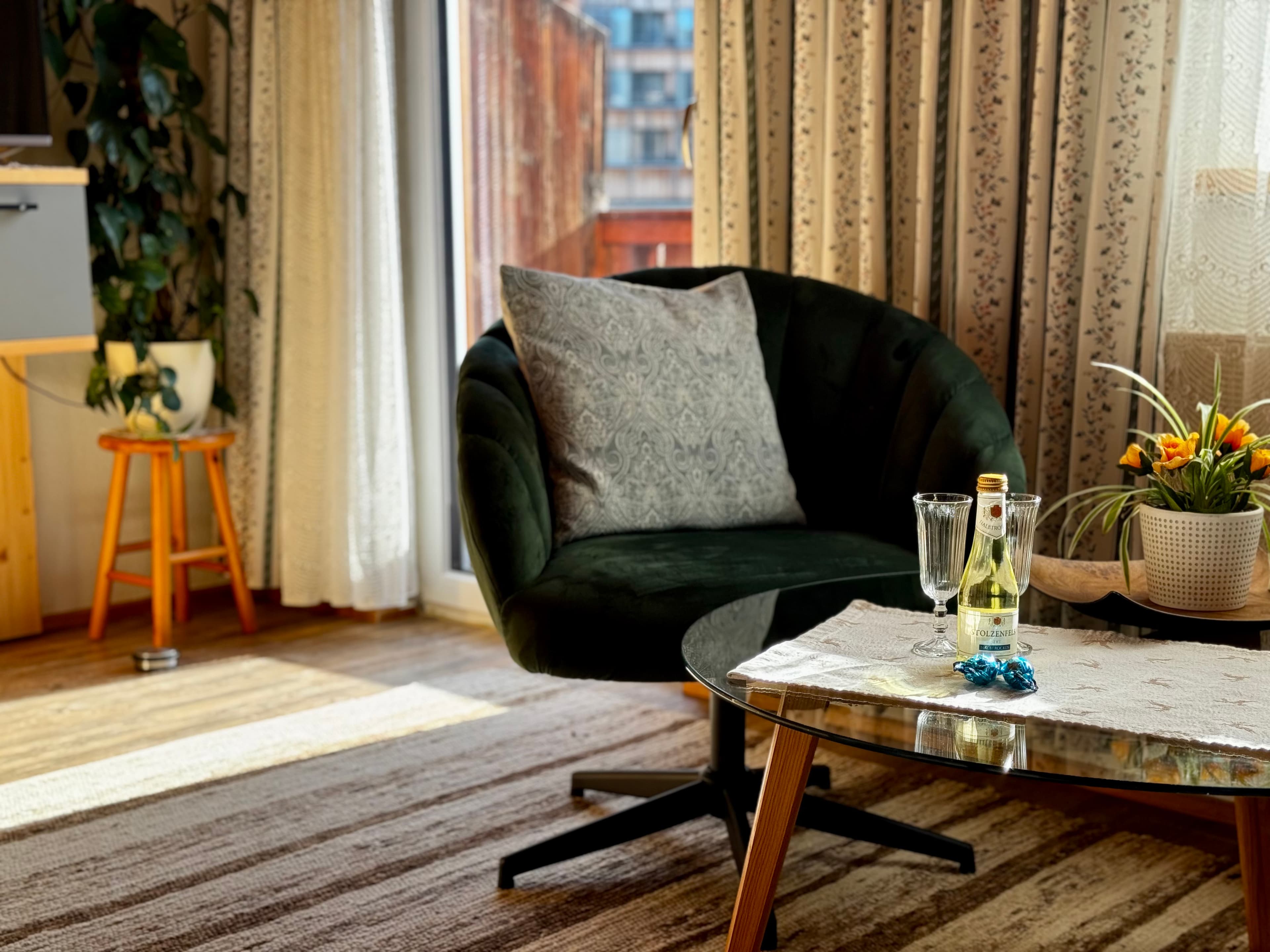 Heli's Holiday Suites | Ferienwohnung Balkon-Trisselwand